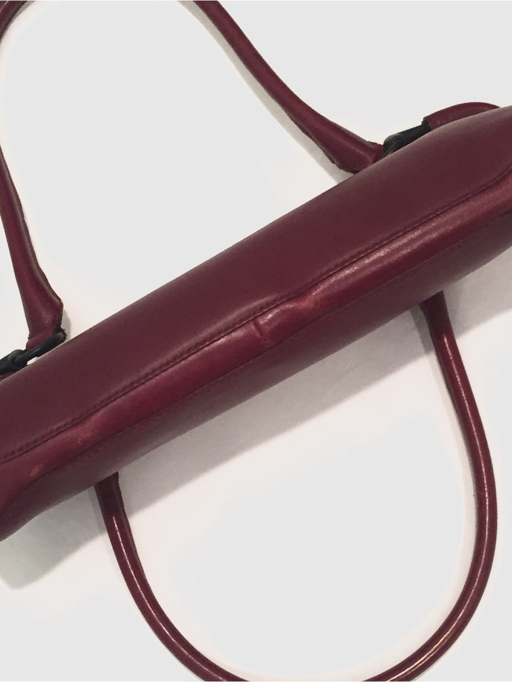 Authentic Gucci Burgundy Leather Shoulder Bag — Made in Italy - Picture 8 of 14